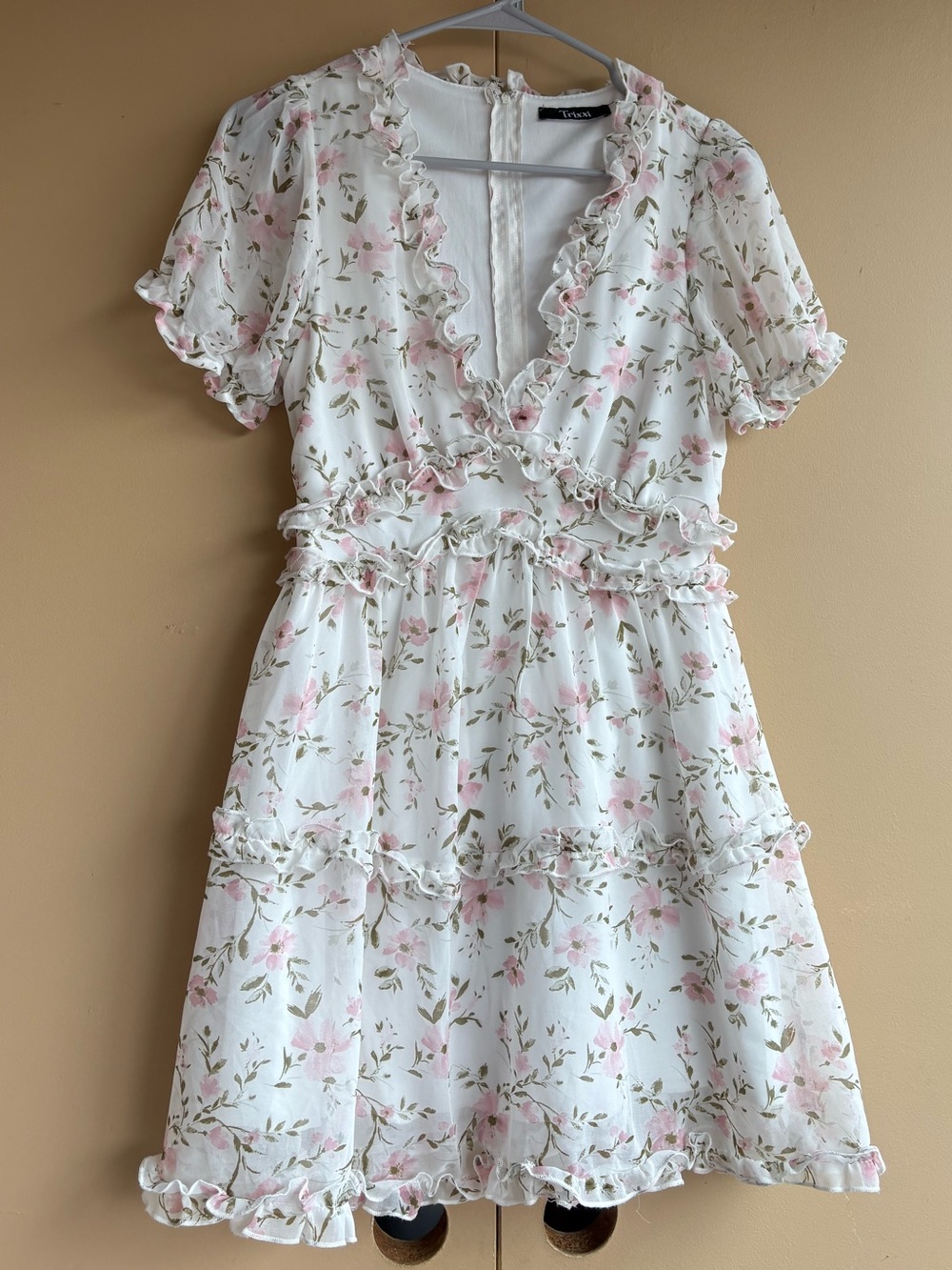Trixxi women’s floral ruffle dress